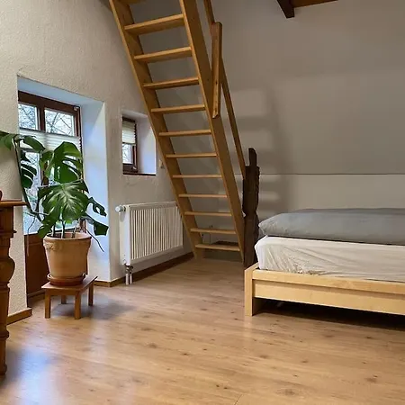 Restaurierter Speicher Auf Resthof *